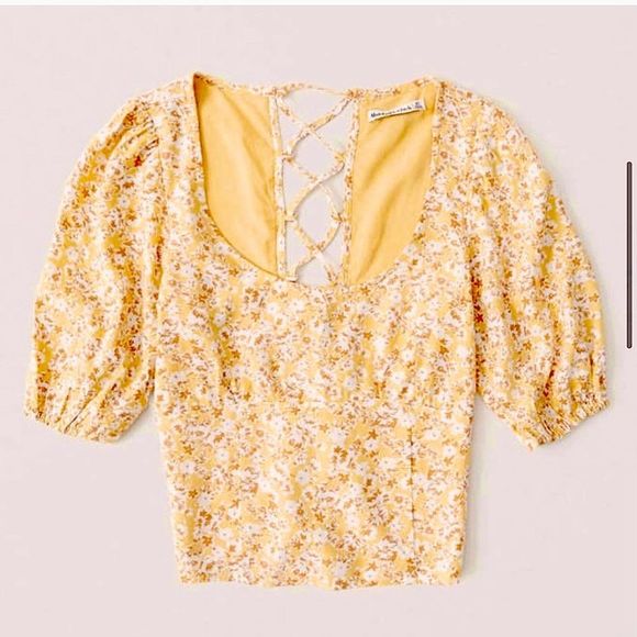 NWT Abercrombie Tie Back Puff Sleeve Top SIZE M - Picture 3 of 7